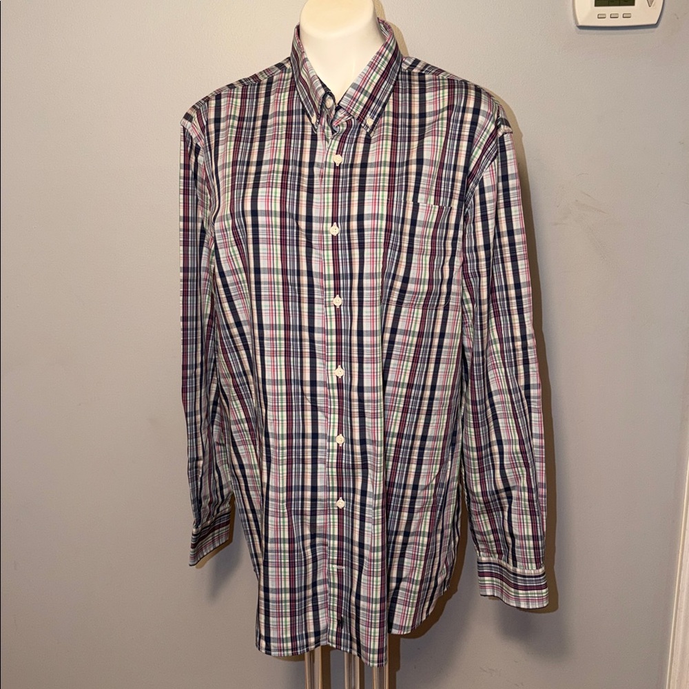 Johnnie-O Prep-Formance men’s button down Long sleeve casual shirt. X-large.